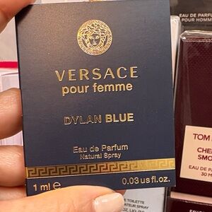 Versace Dylan Blue Pour Femme Eau de Parfum

We are a Parfumerie based in NJ.